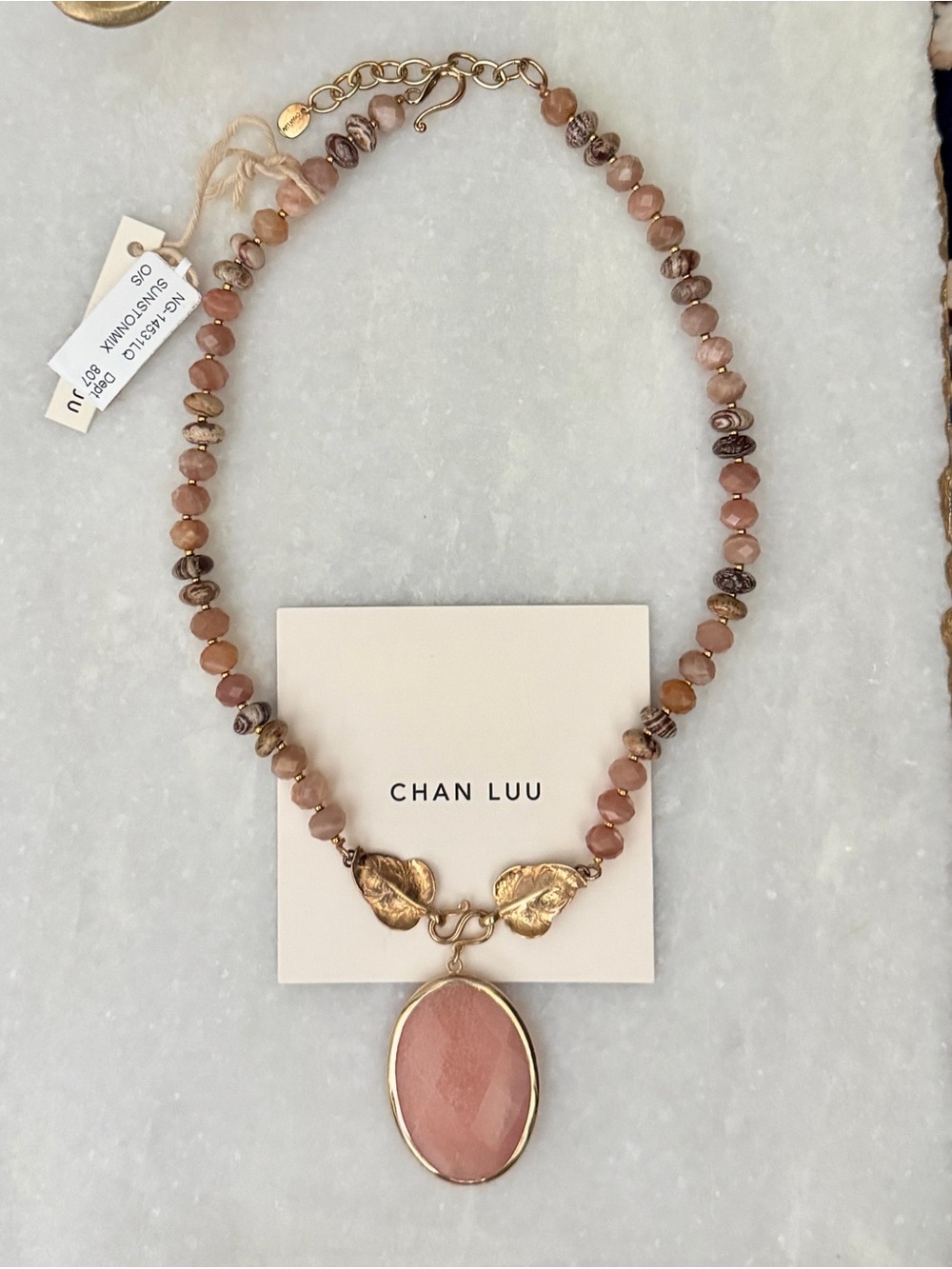 NWT $295 Chan Luu Sunstone Mix Leaf Detail Pendant Necklace 18K GP ~ GORGEOUS🌺